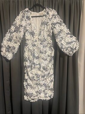 Boohoo White and Gray Sequin Long Sleeve Cocktail Dress